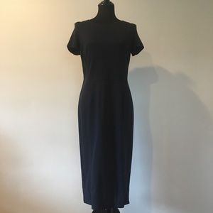 Navy blue short-sleeve dress